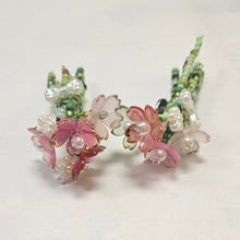 Load image into Gallery viewer, Beaded Flower Bouquet Workshop
