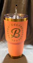 Load image into Gallery viewer, 30oz Wreath and Initial Tumbler Design with 1 name
